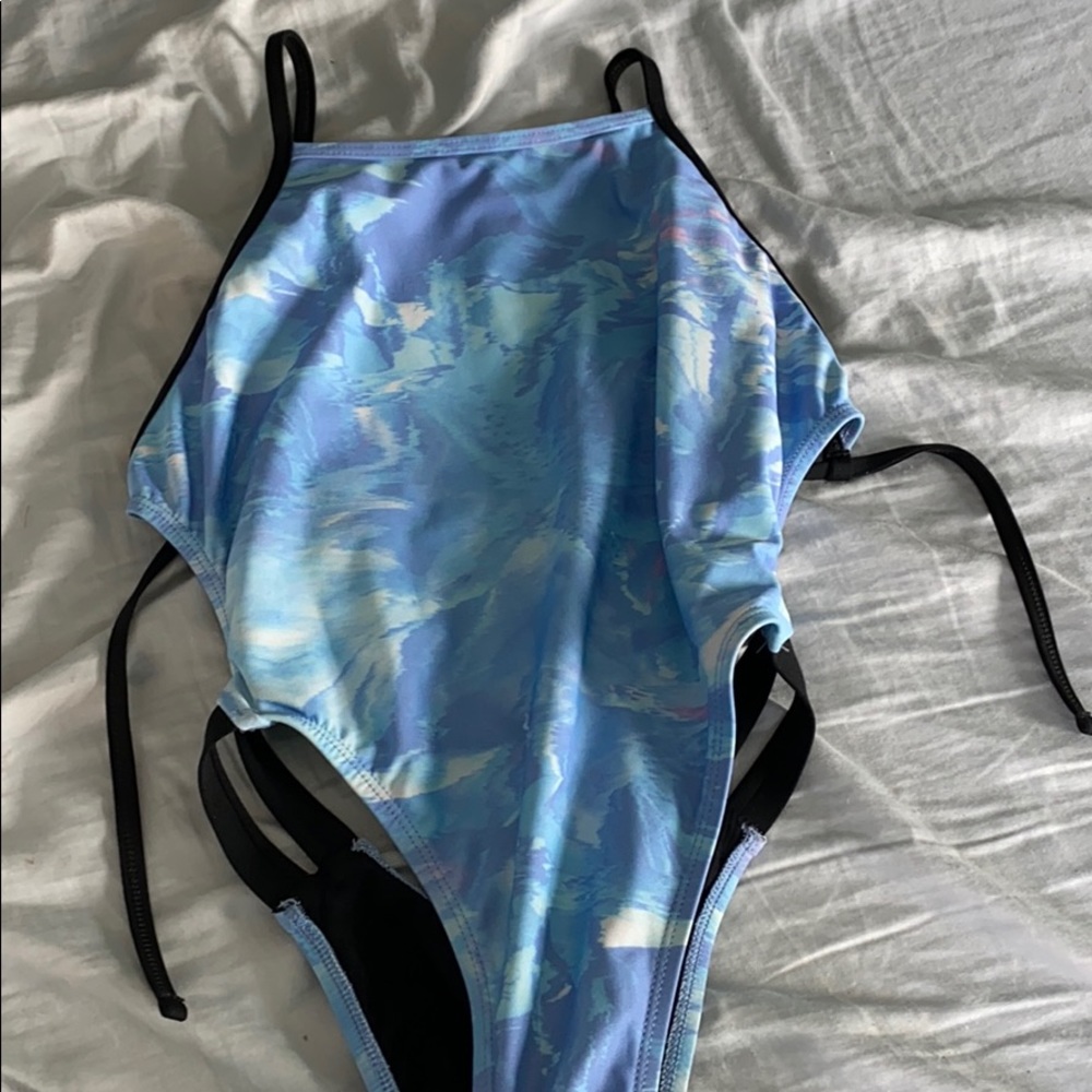 Jolyn Marley Onesie Pattern Size 28